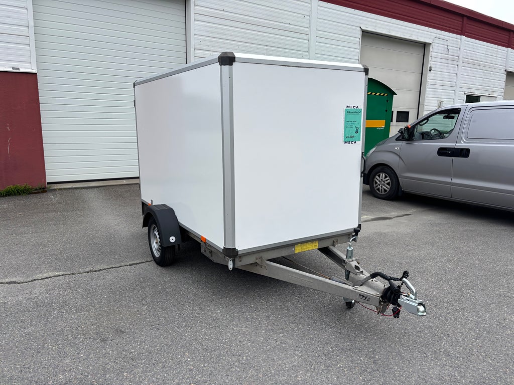 Variant B 715 C2 Door Skåpsläp