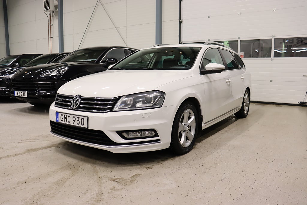 Volkswagen Passat R-Line 2.0 TDI 4M Drag Pano B-Kamera Kamrembytt 177hk