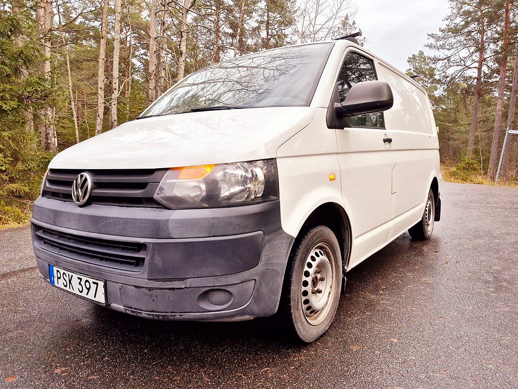 Volkswagen Transporter T30 2.0 TDI Euro 5-Ny besiktigad