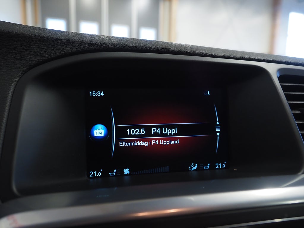 Volvo V60 D4 190hk Geartronic Momentum Business P-Sensorer D-Värm 2016