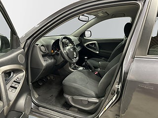 Toyota RAV4 2.0 VVT-i 4x4 Nyservad/Drag/Kamkedja/S&V-Däck