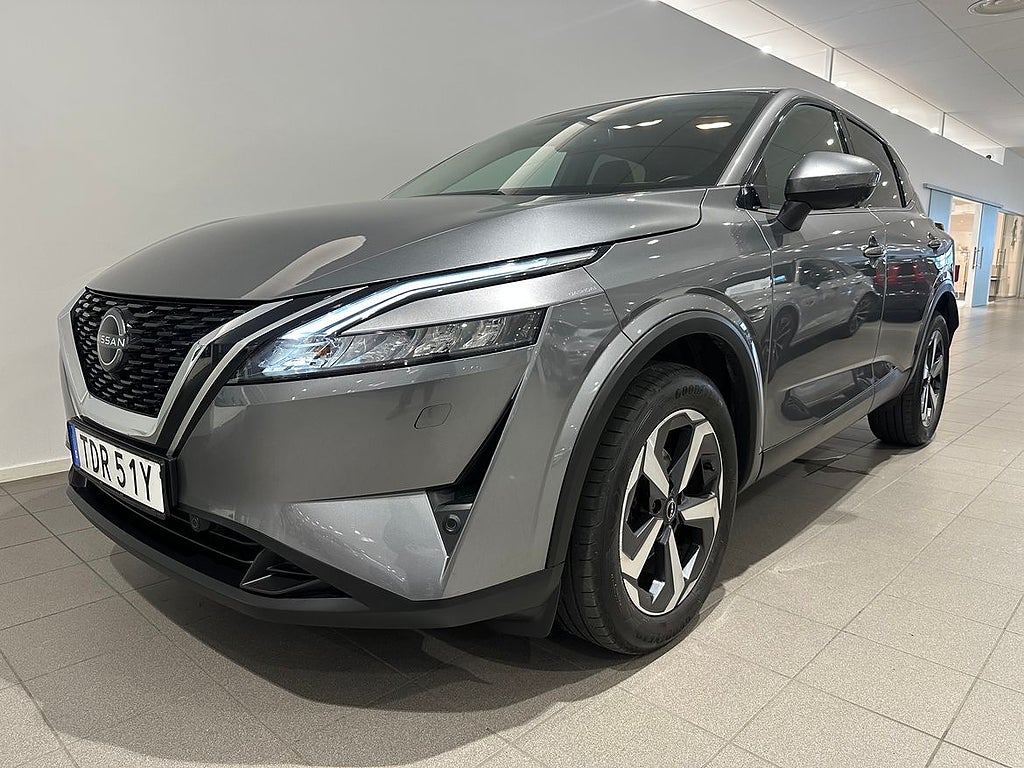 Nissan Qashqai 1.3 DIG-T N-Connecta / 360 Kamera / Dragkr...