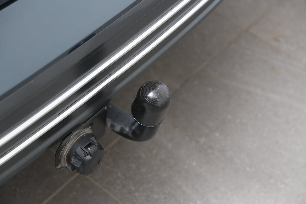 Hyundai Kona 64 kWh Essential 204hk Navi KRELL Dragkrok 2021