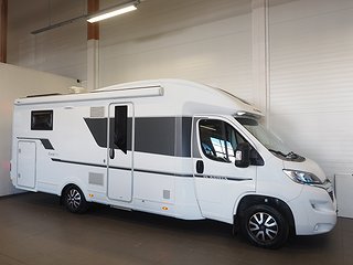 Husbil-halvintegrerad Adria Coral 670 DL Axess 2 av 19