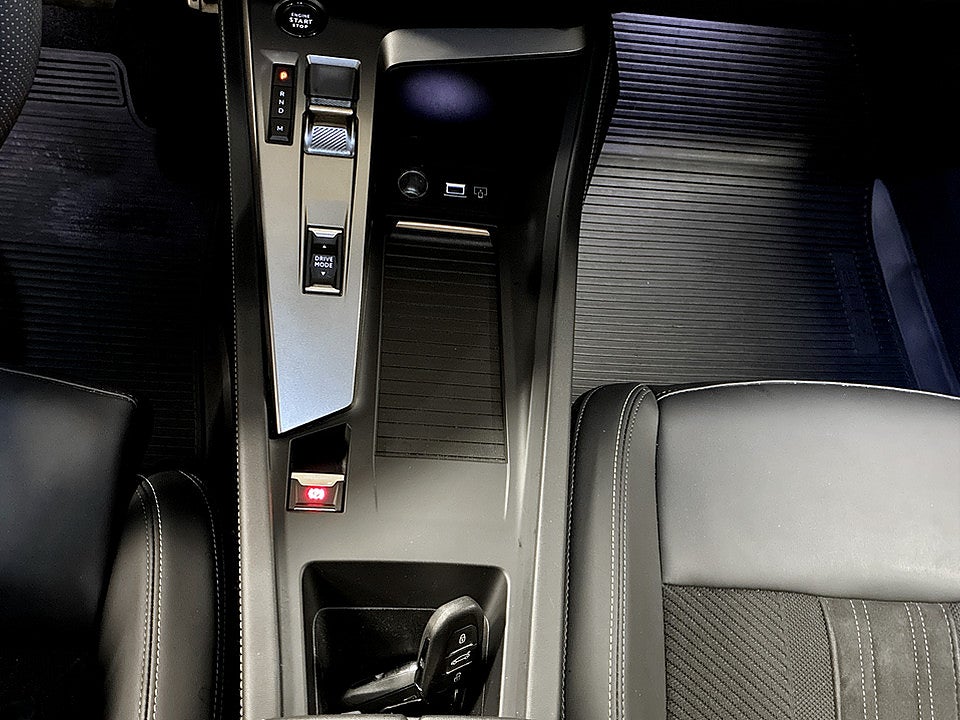 Bild på Peugeot 308 SW GT 1.2 PT 130hk Aut B-KAMERA CARPLAY