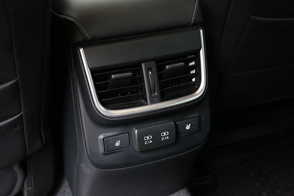Subaru Outback 2,5i XFuel Touring AWD Skinn I Taklucka I H/K I Drag 2022