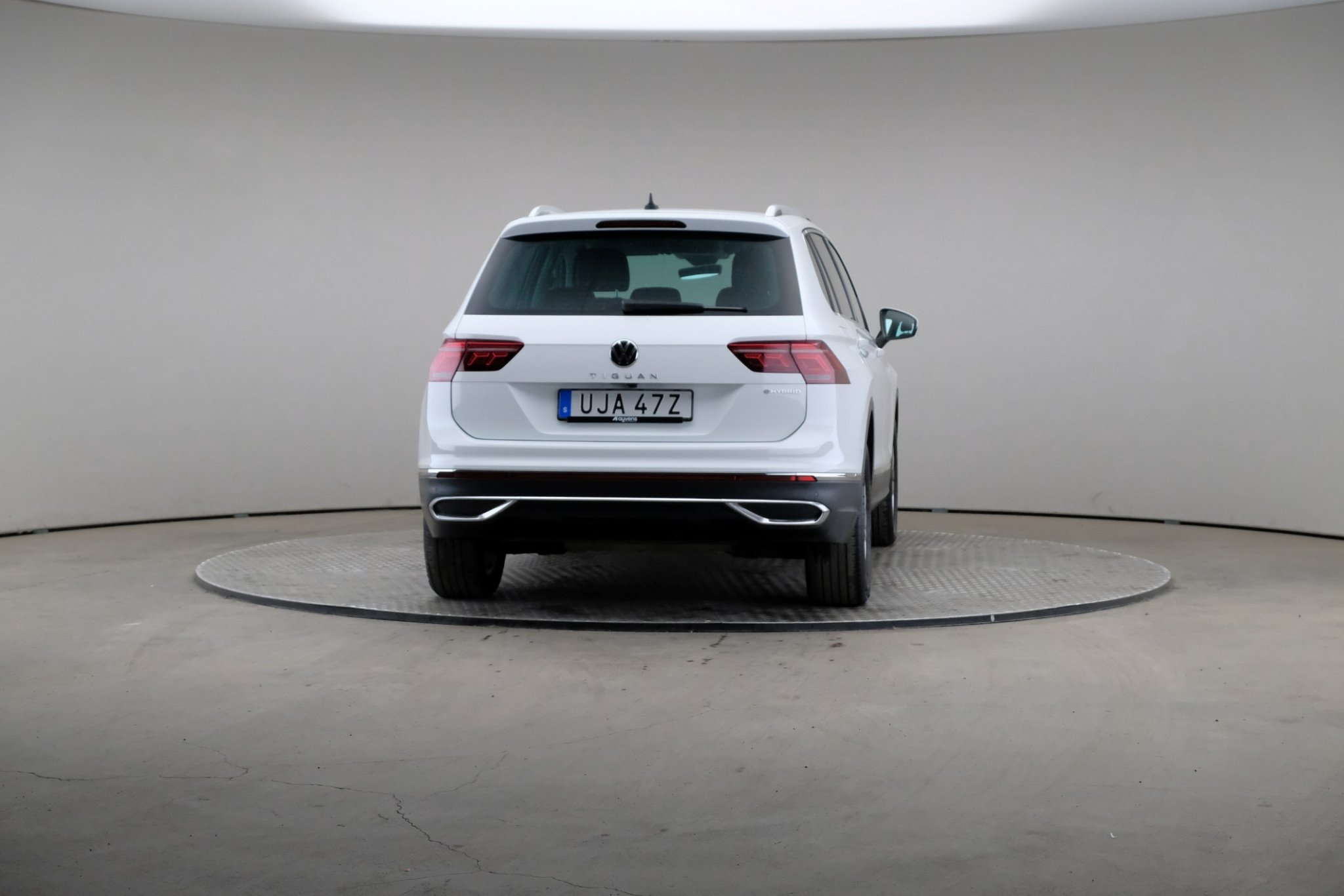 Volkswagen Tiguan 2024, photo 2/10