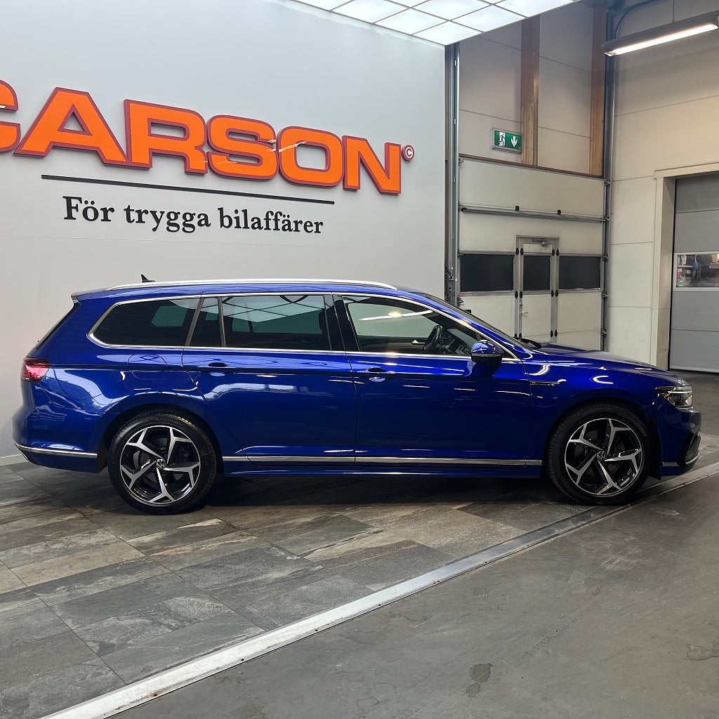Volkswagen Passat SC 2.0 TDI 4M GT R-Line Backkamera Värmare Apple Drag
