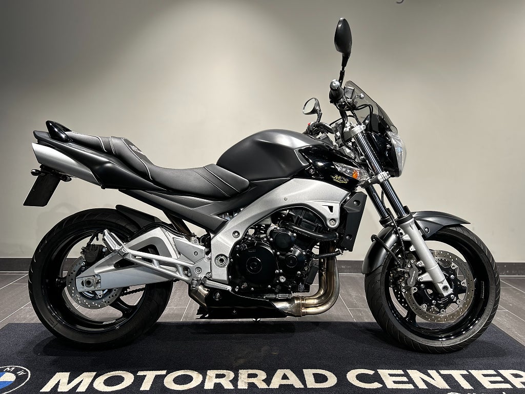 Suzuki GSR600 B-King / Premium sadel / Puig vindruta / Tail-tidy