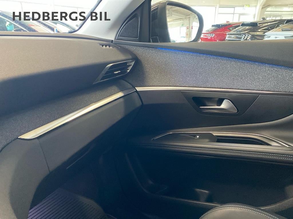 Peugeot 3008 ALLURE 1.2 PURETECH 130HK AUTOMAT thumbnail