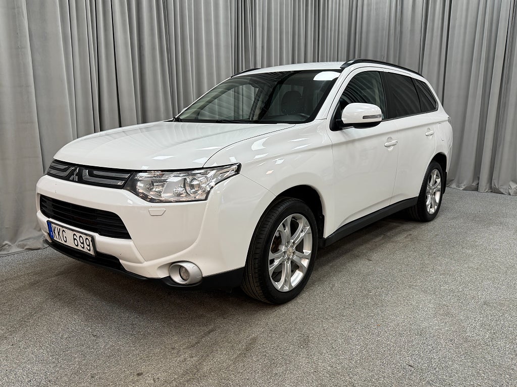 Mitsubishi Outlander 2.2 150HK 4WD Business Aut 7-sits/Dragkrok/Nyservad