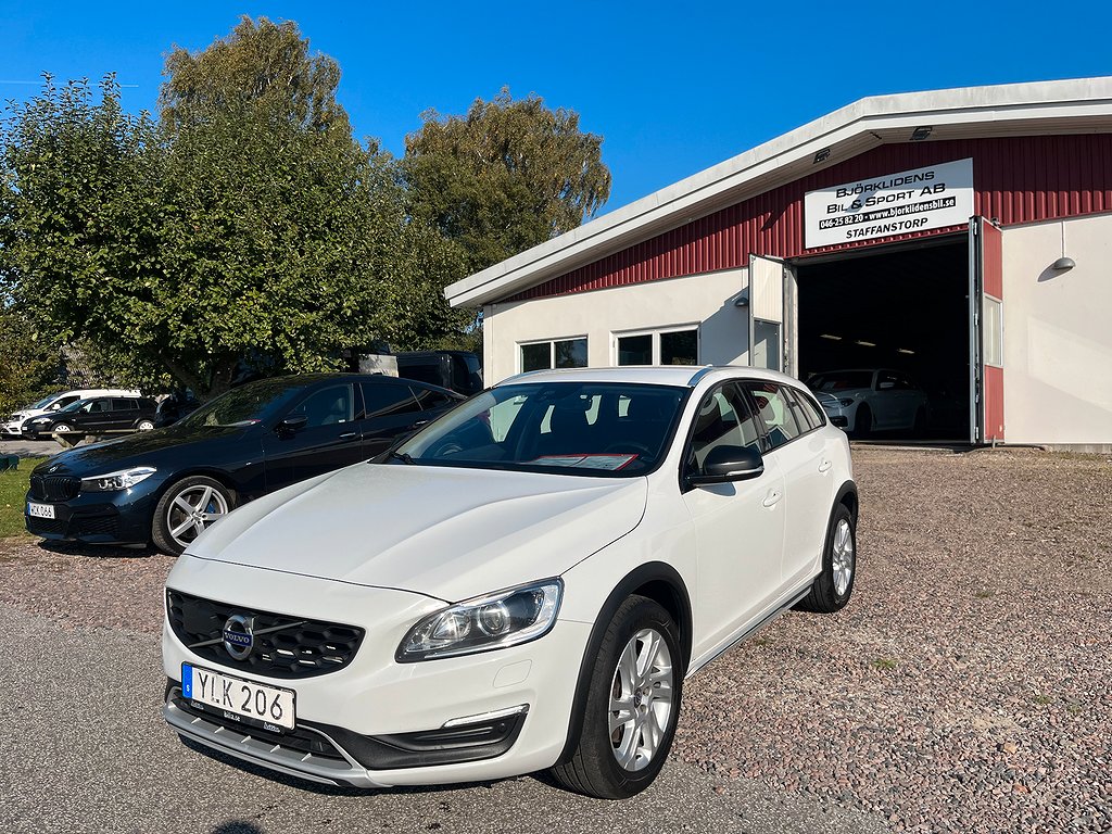 Volvo V60 Cross Country D4 AWD Geartronic Classic, Momentum Euro 6