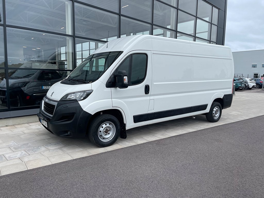 Peugeot Boxer Van 335 2.0 163hk BlueHDi, Drag, Värmare, NAV