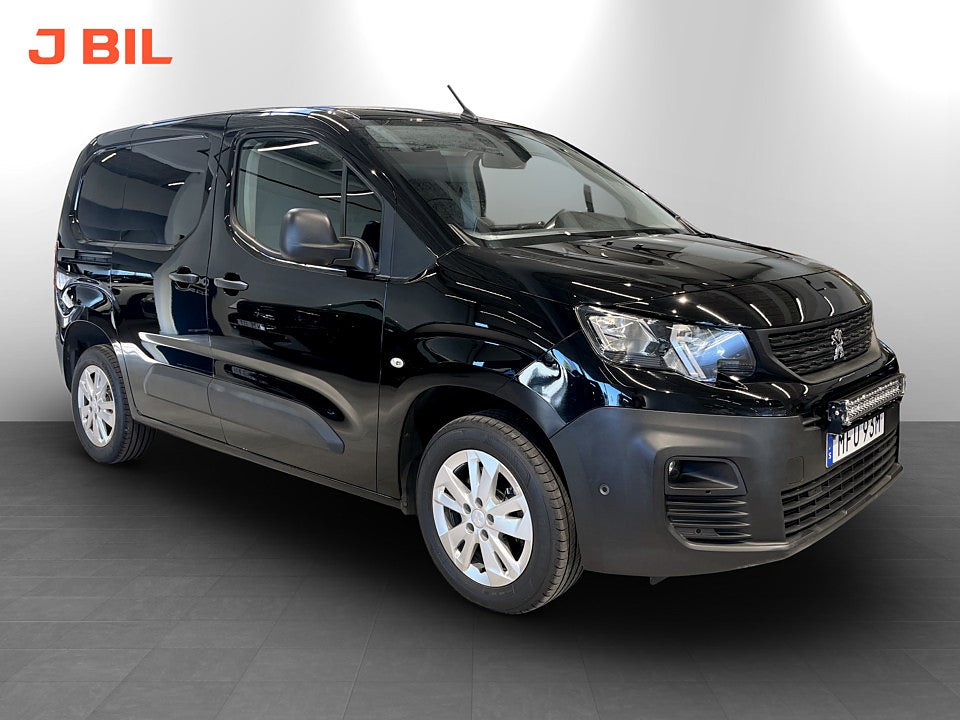 Bild på Peugeot Partner PRO 1.5 BHDi 130hk Aut L1 DRAGKROK
