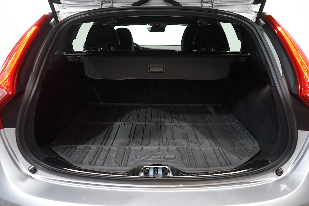 Volvo V60 D4 Geartronic Momentum Automat Värmare 177hk