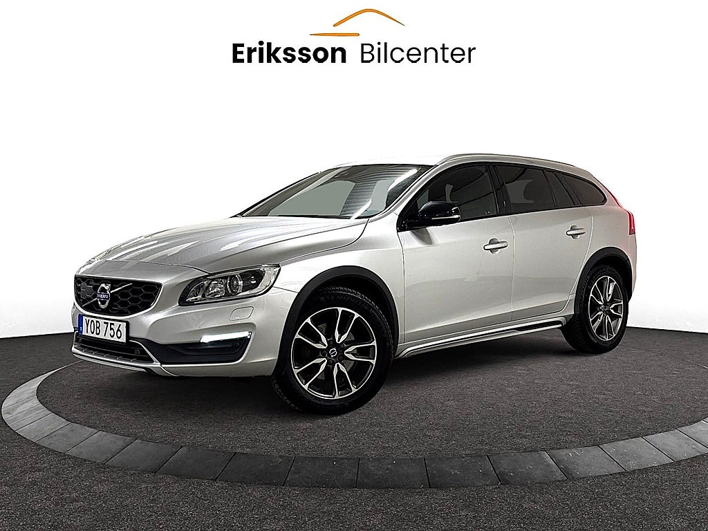 Volvo V60 Cross Country D3 Classic Pro 150hk Drag/Navi/D-vär/VoC/Skinn/Eu-6