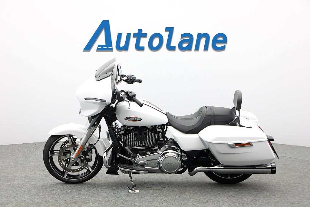 Harley-Davidson Street Glide *S&S Slip-on ABS TC Radio Farthållare