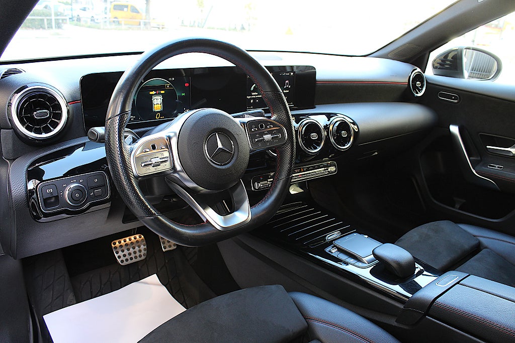 Mercedes-Benz A 2021 - miniatyr 24
