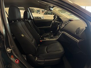 Mazda 6 Wagon 2.2 MZR-CD M-värmare/S&V-däck/Full-servicebok
