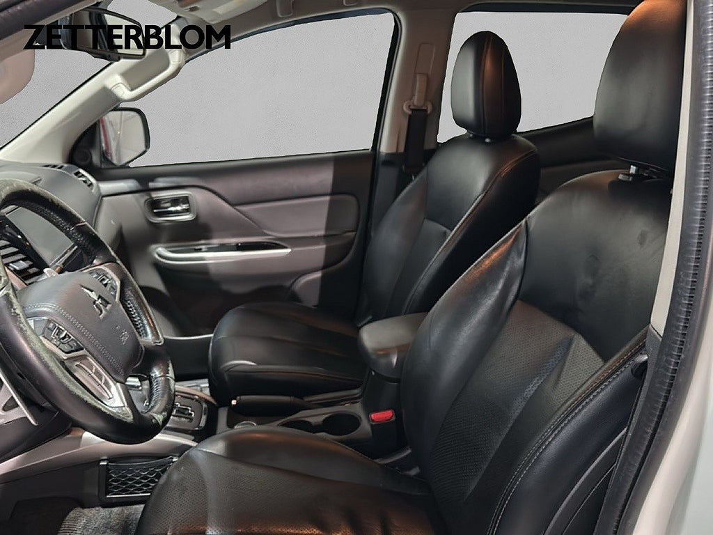 Transportbil - Flak Mitsubishi L200 7 av 17