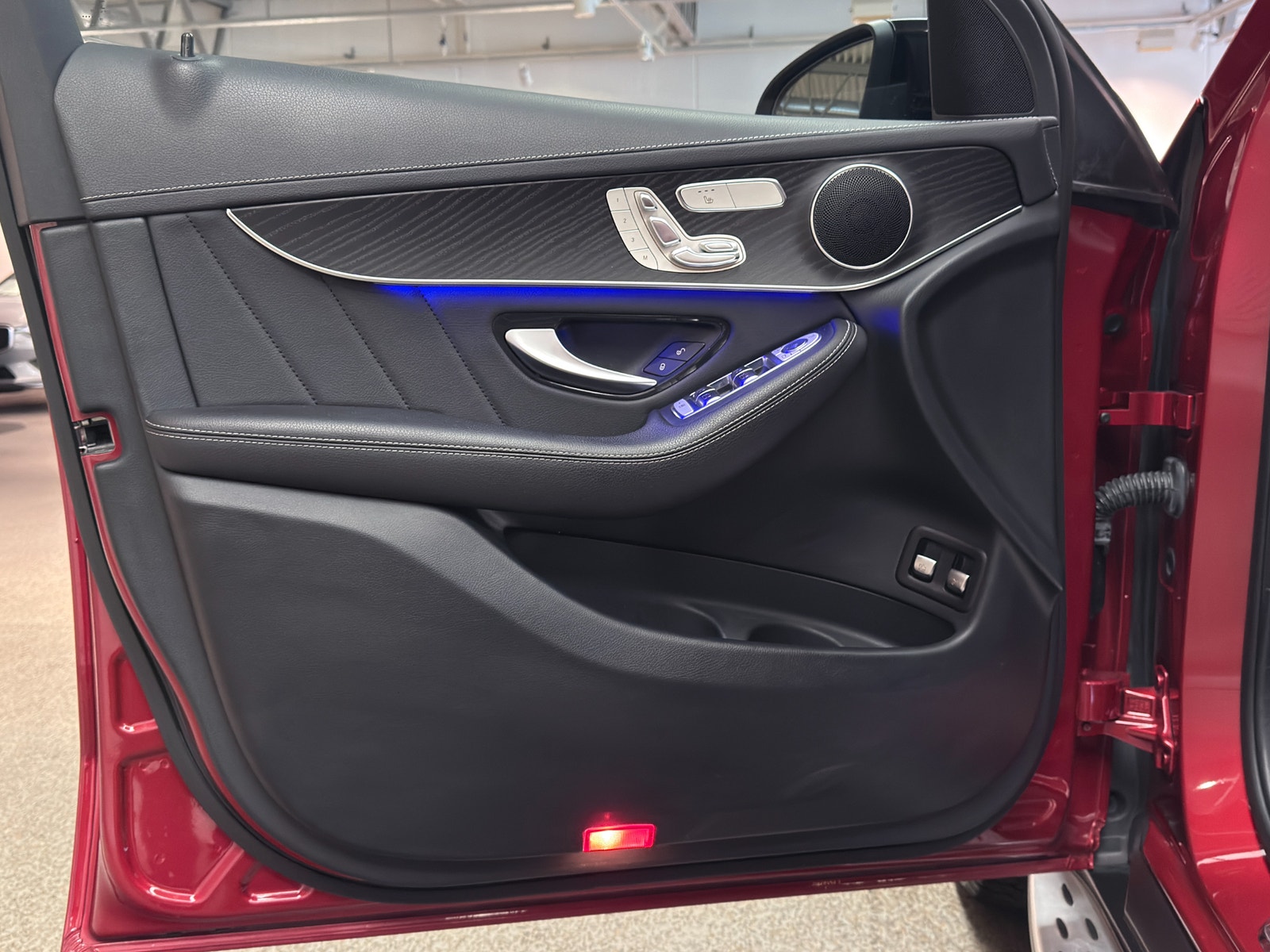 Mercedes-Benz GLC 220 d Coupé 4MATIC 194hk AMG | Drag | Se Spec 2020 - miniatyr 9