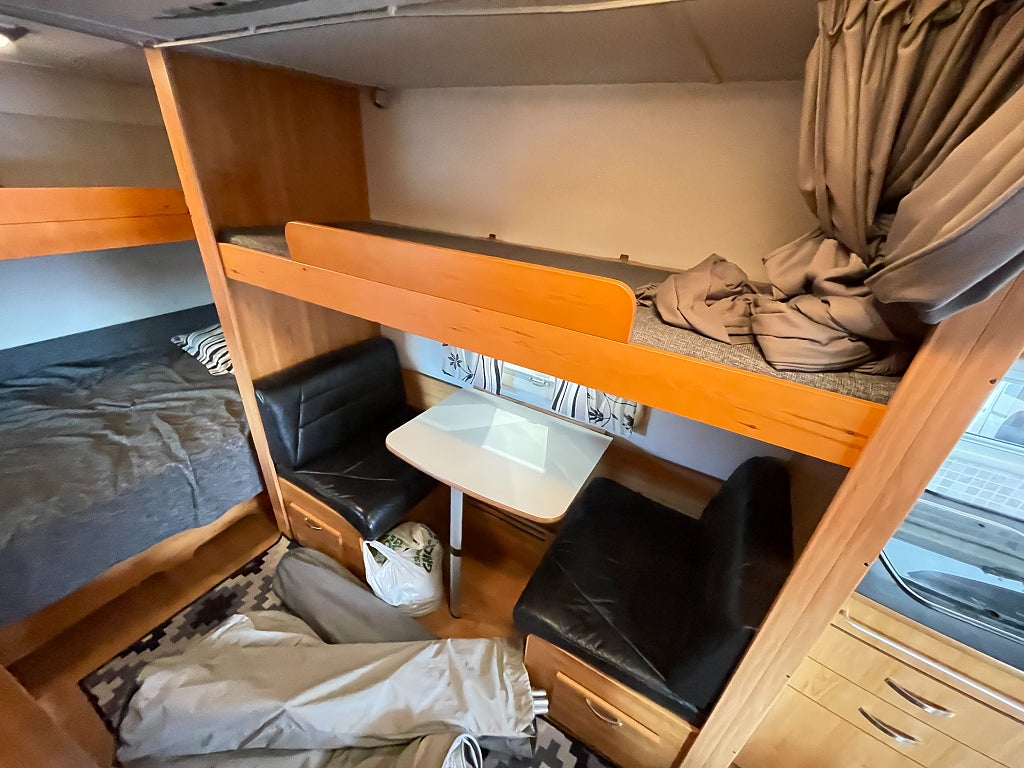 Polar 680 /Barnkammare/Förtält/AC/ALDE/7 bäddar/Fint skick - Polar