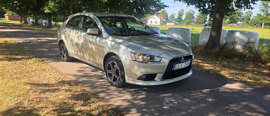 Mitsubishi Lancer Sportback 1.8 MIVEC INVECS-III CVT Svensksåld, Automat 