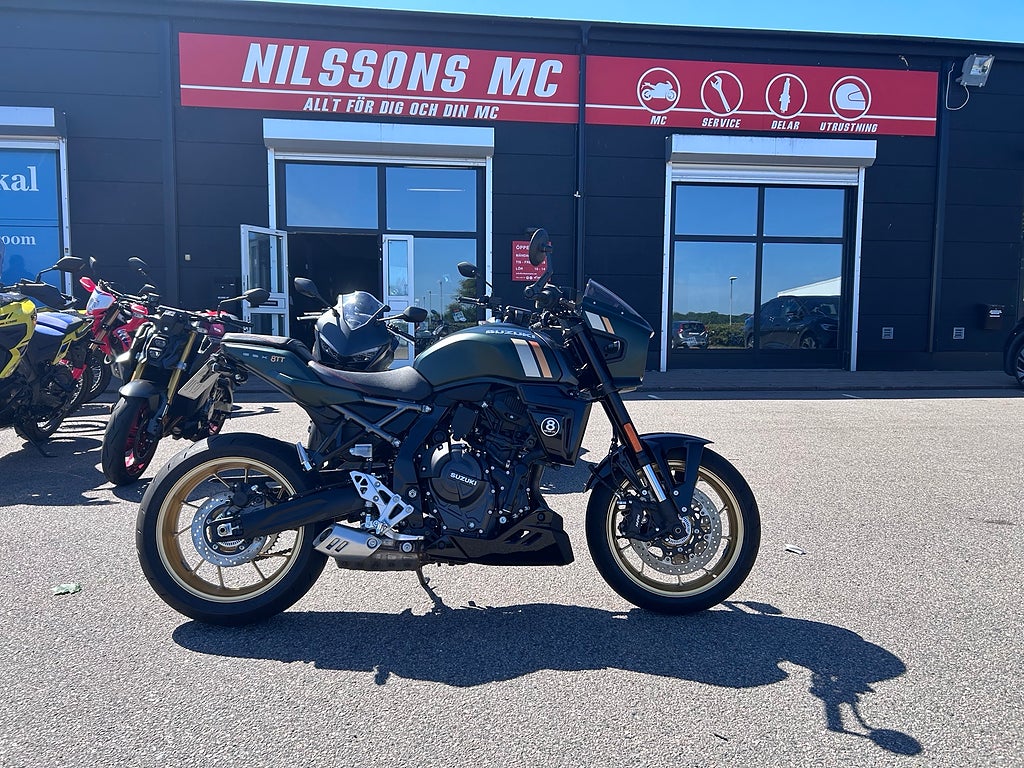 Suzuki GSX-8TT ( 112mil ) 