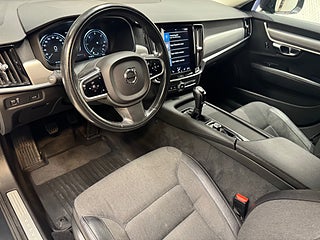 Volvo V90 Cross Country D4 AWD Momentum Plus Drag D-värm S&V