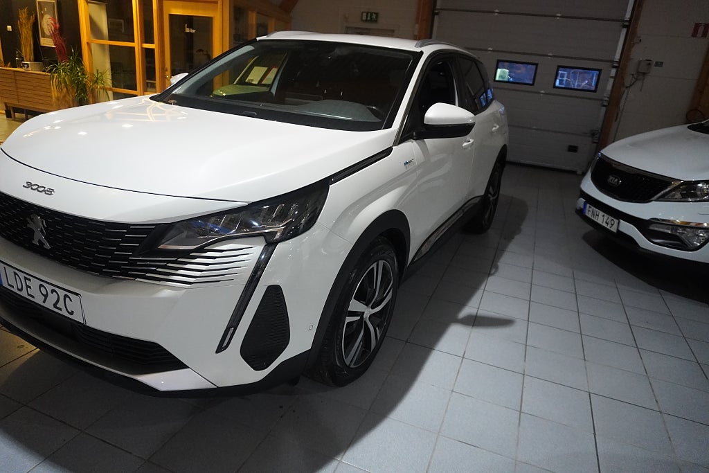 Peugeot 3008 HYBRID 225 EAT Euro 6