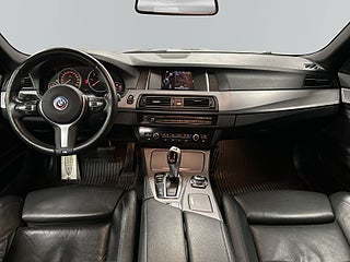 BMW 530 d xDrive Sedan M Sport Sensorer/M-värmare/S&V-Däck