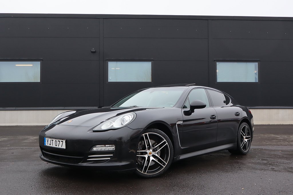 Porsche Panamera 4 PDK Sportchrono Skinn Taklucka Navi 300HK