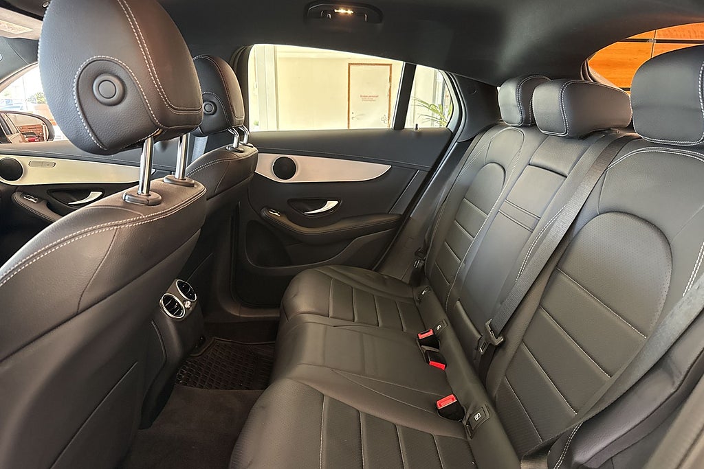 Mercedes-Benz GLC 300 de Coupé 4MATIC Aut P-värm Kamera Skinn Navi Moms miniatyr 17