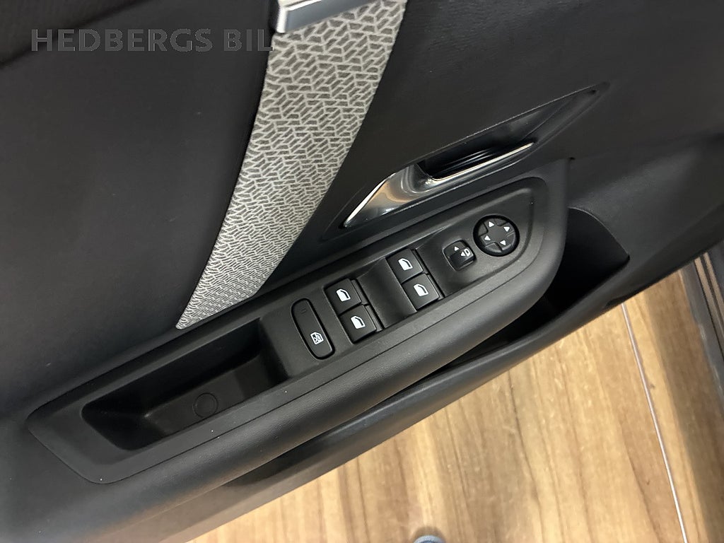 Citroen C4 1.2 PureTech 130hk Shine Automat  thumbnail