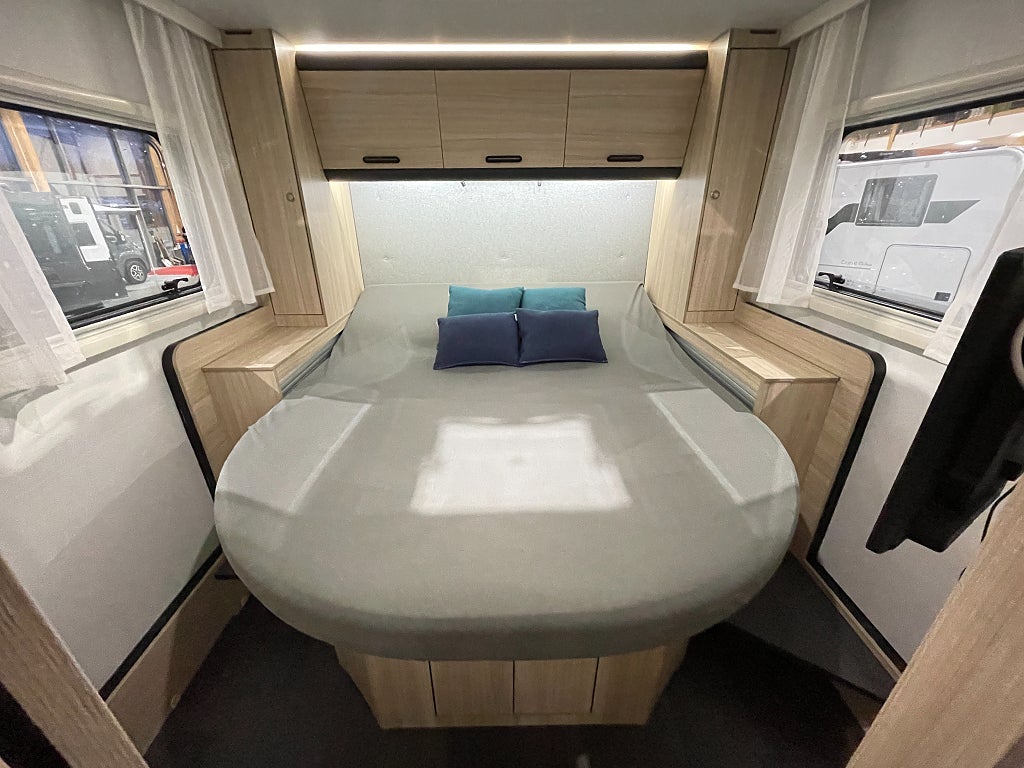 Sun Living S 75 SC / Automat / ALDE / AC-Bodel / Solcell / 5bält / Taksäng/ - Sun Living