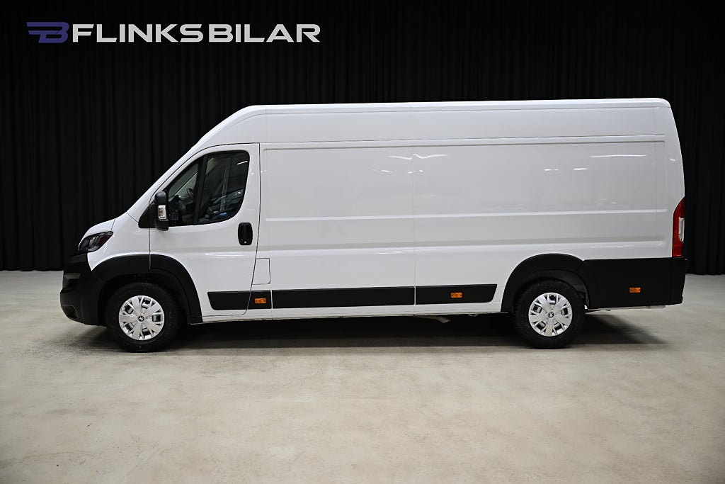 Peugeot Boxer 2.2 165HK L4 Inredd|Ramp|Drag|Värmare|Backkamera|Lågmil