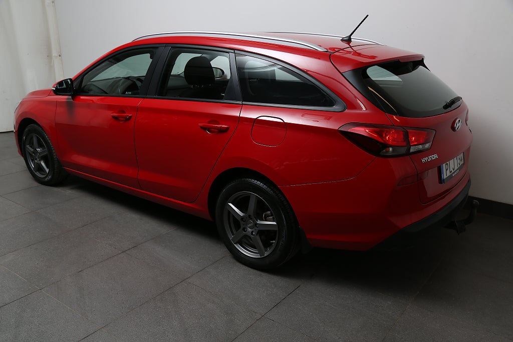 Hyundai i30 1,6 CRDi Comfort Kombi Aut Motorv Dragkrok 2018