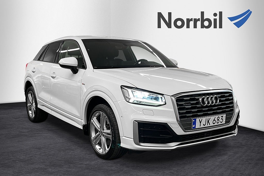 Audi Q2 2.0 TDI 150HK Quattro S-line, Apple Carplay