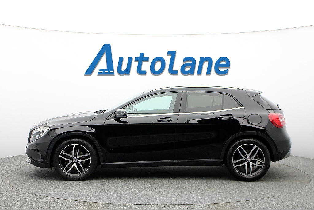 Mercedes-Benz GLA 220 D 4MATIC, Dragkrok, Värmare, Backkamera 170hk