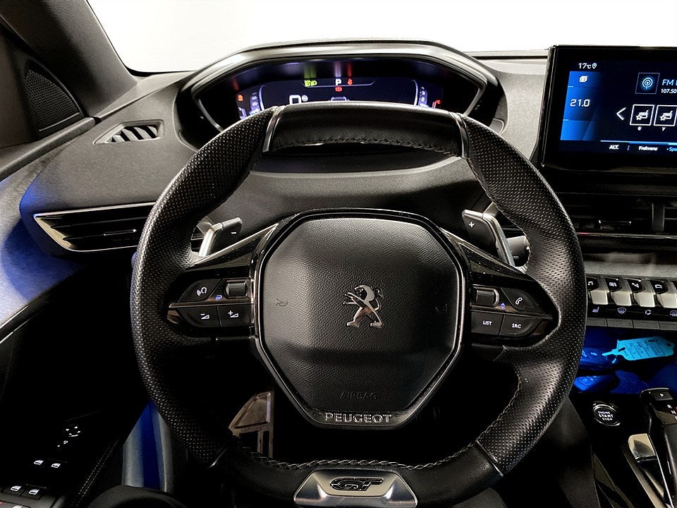 Bild på Peugeot 3008 GT Black Pack 1.2 PT 130hk Aut - B-KAMERA, CARPLAY
