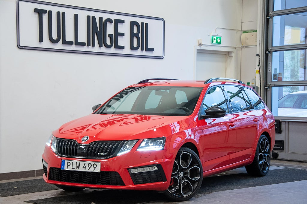 Skoda Octavia Combi RS 245HK Elstolar CarPlay Teknik Paket 19” 4.99%