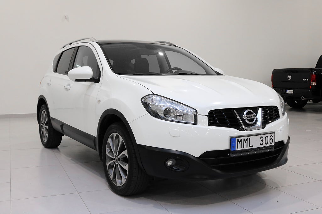 Nissan Qashqai 2.0 / Drag / Pano / Keyless / Helskinn / Navi / Ledramp