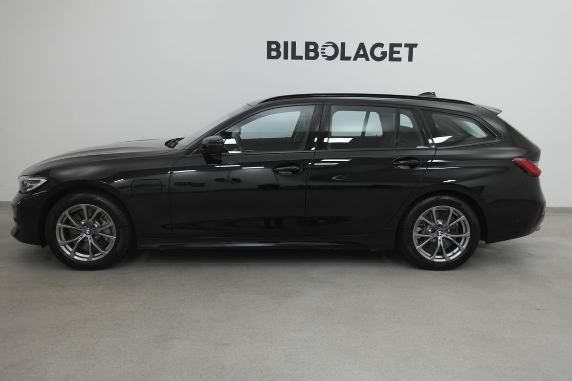 BMW 330 E XDrive Phev 292hk 2021, bild 3/52