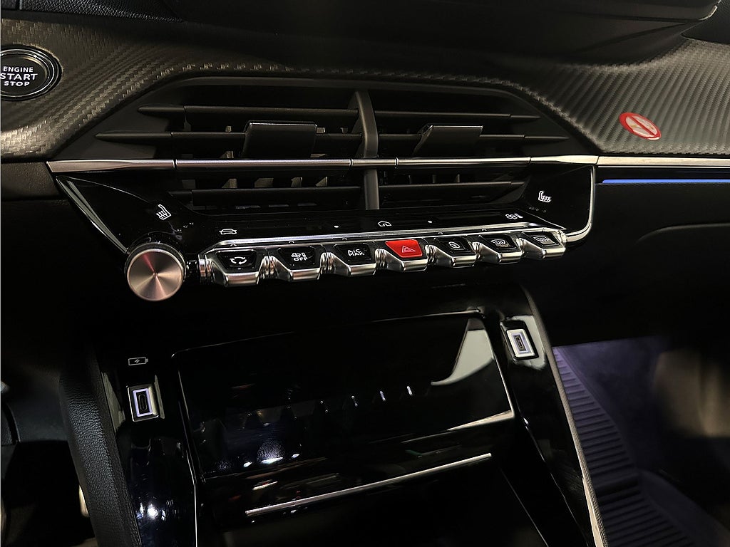 Bild på Peugeot 2008 GT 1.2 PT 130hk Aut - B-KAMERA, NAV, CARPLAY