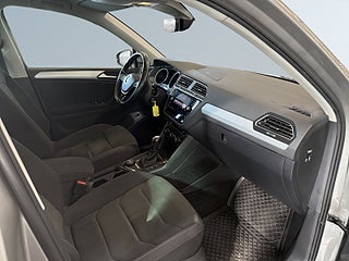 Volkswagen Tiguan 2.0 TSI OPF 4Motion S&V-Hjul/Drag/Backkamera/Pvärmare – bild 10