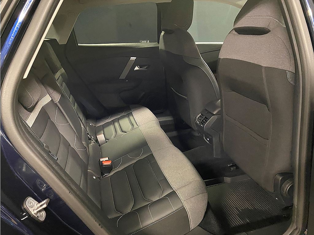 Bild på Citroën C4 Shine 1.2 PT 130hk Aut - 360-KAMERA