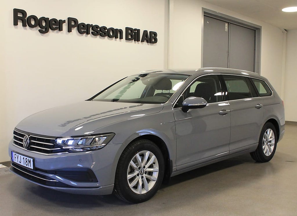 Volkswagen Passat 1.5 TSI 150 HK DSG |Drag|Värmare|Nav|Ka...