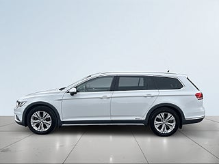 Volkswagen Passat Alltrack 2.0 TDI DPF 4Motion Drag/Kamera/D&M-Värm/Skinn/S&V-Däck – bild 4