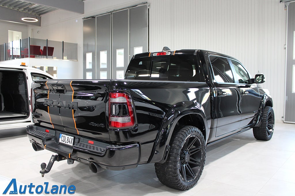 Dodge RAM 1500 Dubbelhytt 5'7" box 5.7 V8 HEMI 4x4 LARAMIE 22",Pano