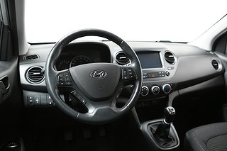 Halvkombi Hyundai i10 12 av 20